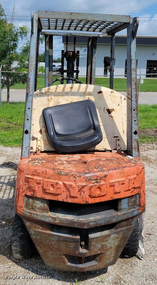 image for item DX7218 Toyota forklift