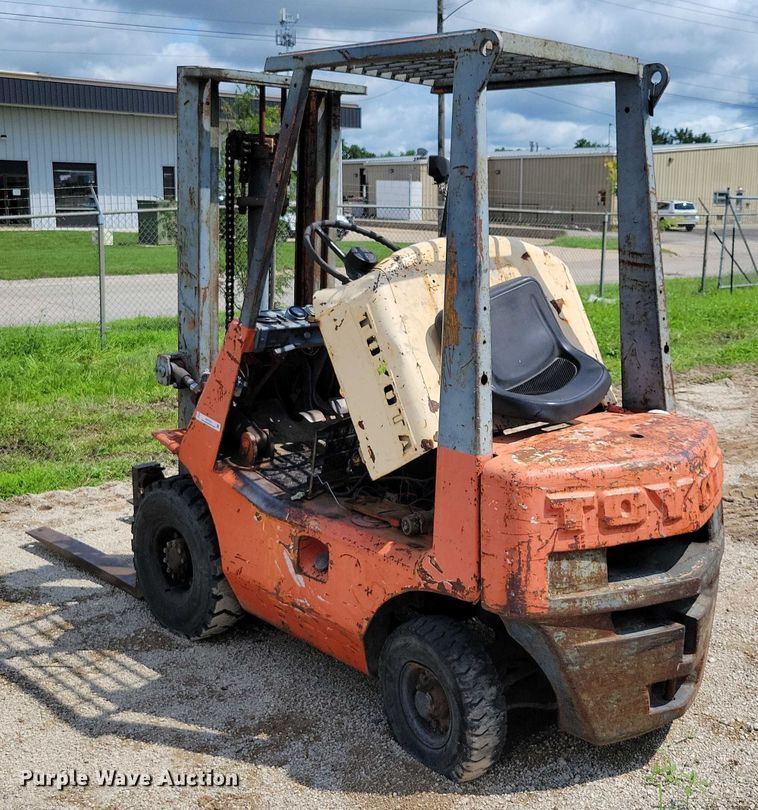 image for item DX7218 Toyota forklift