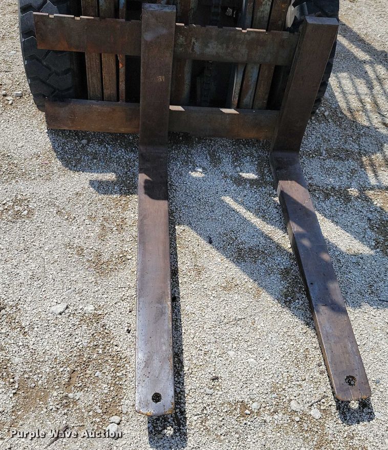 image for item DX7218 Toyota forklift