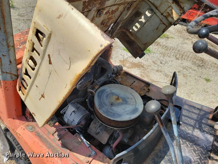 image for item DX7218 Toyota forklift