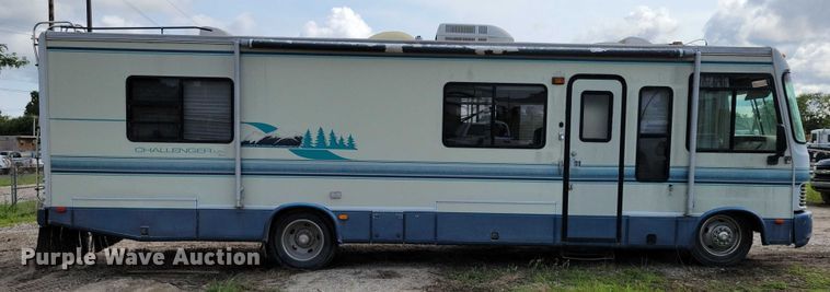 image for item DX7221 1993 Damon Challenger  310 MTL RV
