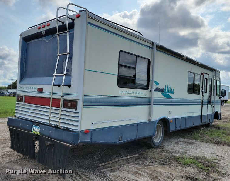 image for item DX7221 1993 Damon Challenger  310 MTL RV