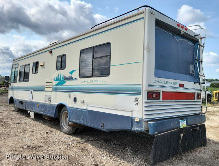 image for item DX7221 1993 Damon Challenger  310 MTL RV