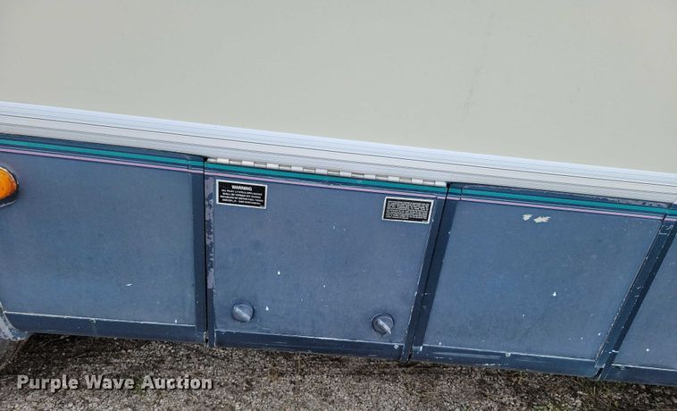 image for item DX7221 1993 Damon Challenger  310 MTL RV