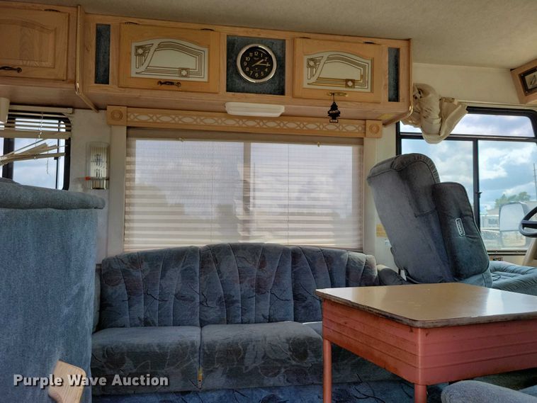 image for item DX7221 1993 Damon Challenger  310 MTL RV