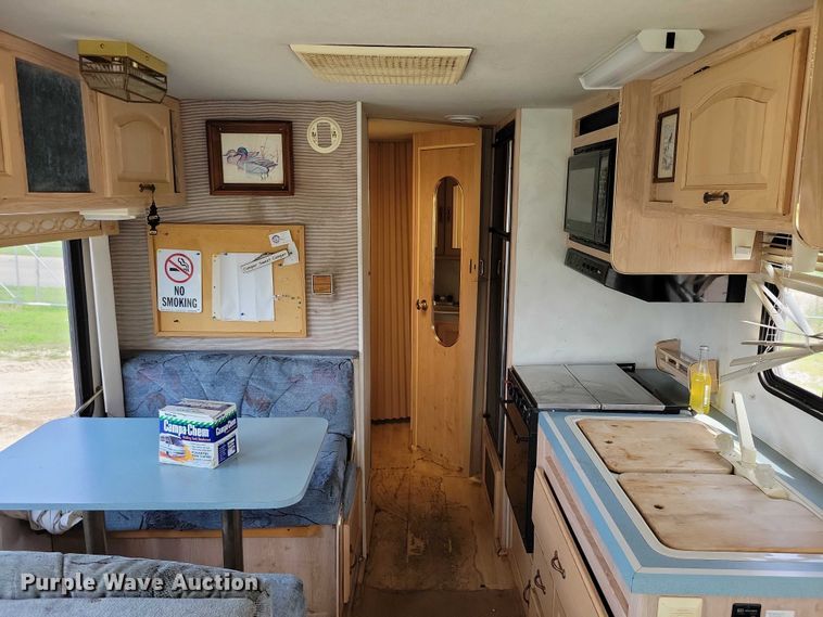 image for item DX7221 1993 Damon Challenger  310 MTL RV