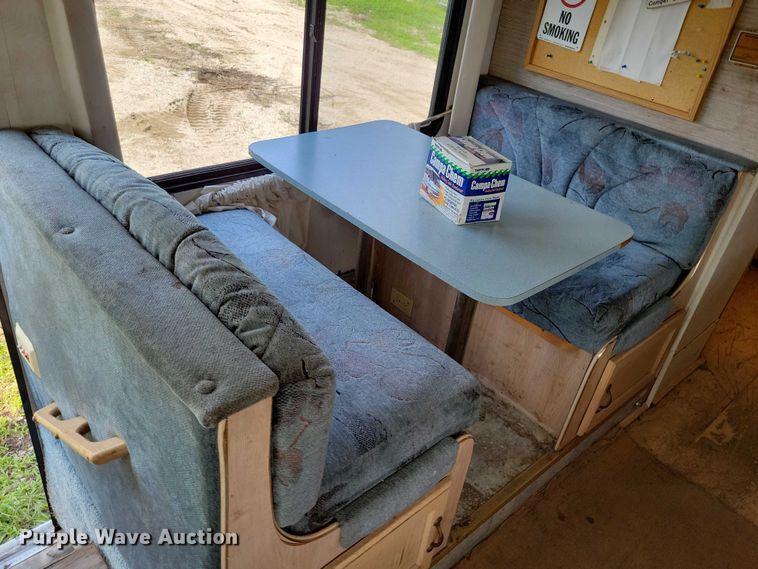 image for item DX7221 1993 Damon Challenger  310 MTL RV