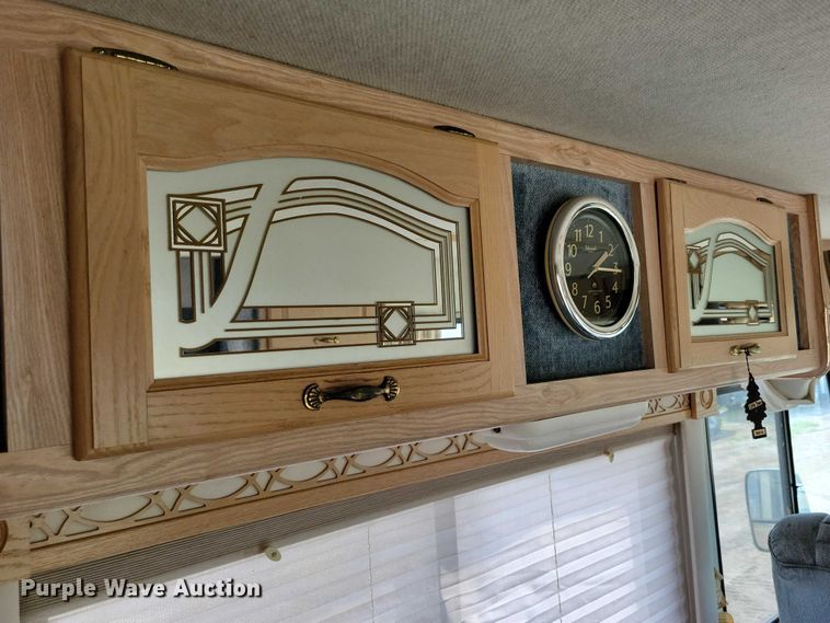 image for item DX7221 1993 Damon Challenger  310 MTL RV