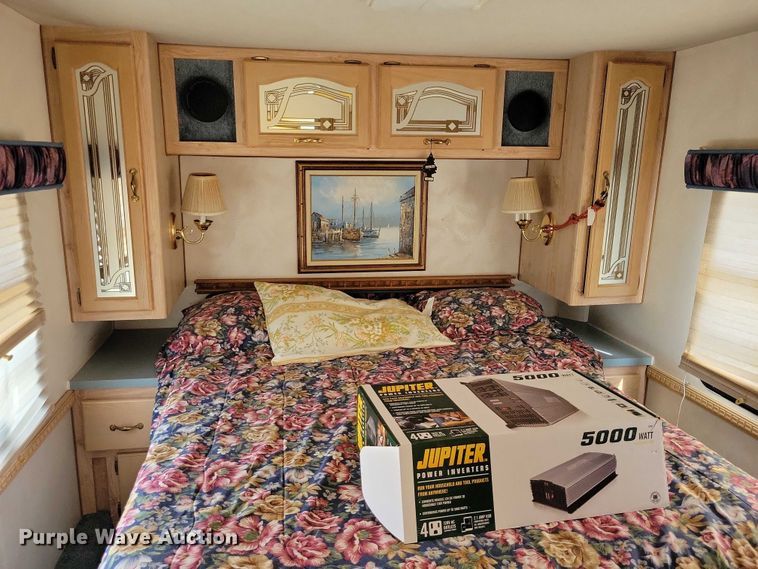 image for item DX7221 1993 Damon Challenger  310 MTL RV