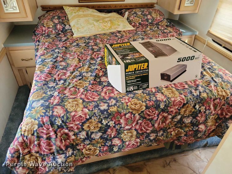 image for item DX7221 1993 Damon Challenger  310 MTL RV