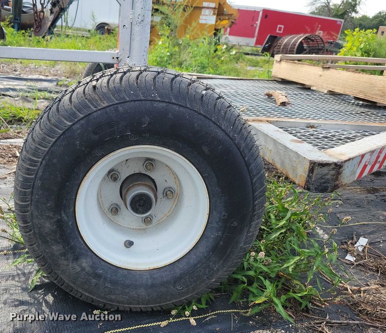 image for item DX7223 Shop built cart