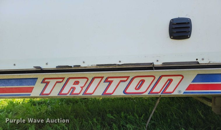 image for item DX7236 (2) Polaris snowmobiles