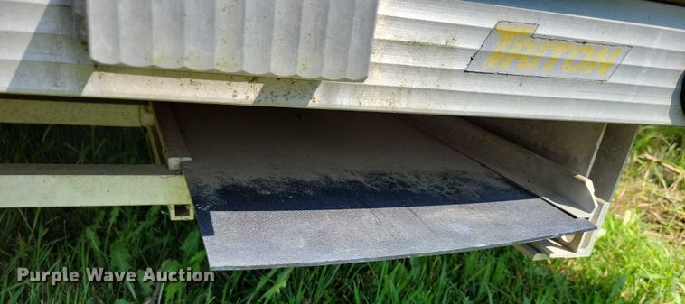 image for item DX7236 (2) Polaris snowmobiles