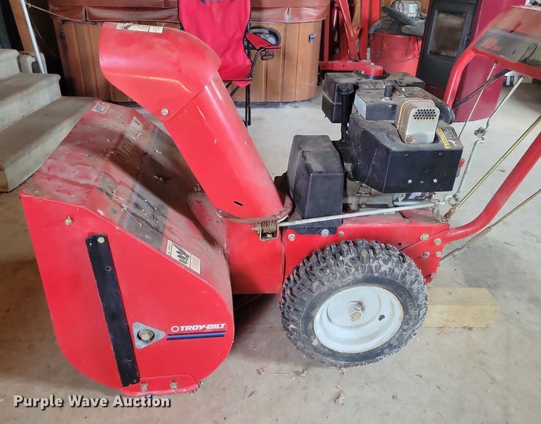 image for item DX7245 Troy -Bilt snow blower