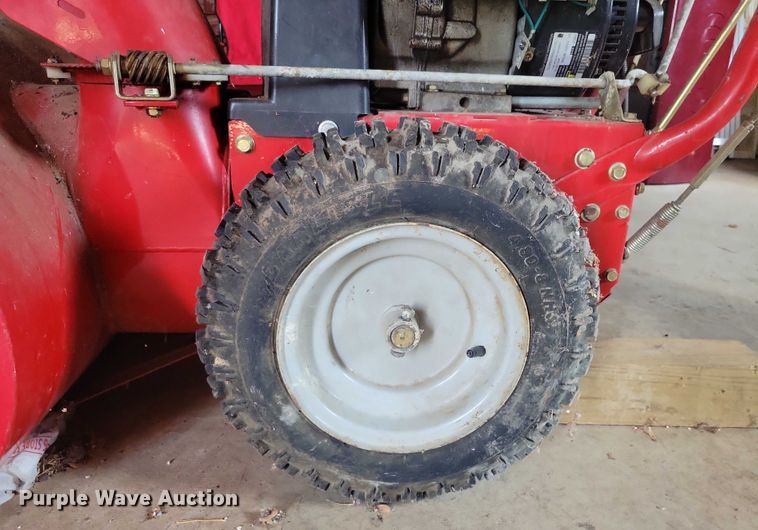 image for item DX7245 Troy -Bilt snow blower