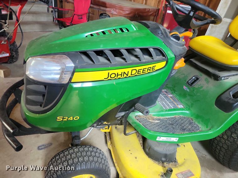 image for item DX7248 2015 John Deere S240 lawn mower
