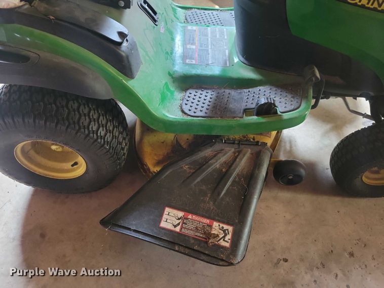 image for item DX7248 2015 John Deere S240 lawn mower