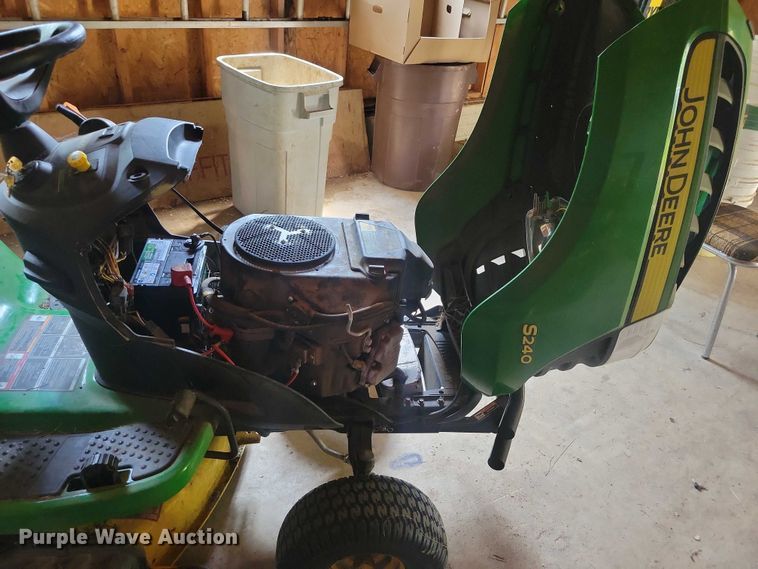 image for item DX7248 2015 John Deere S240 lawn mower