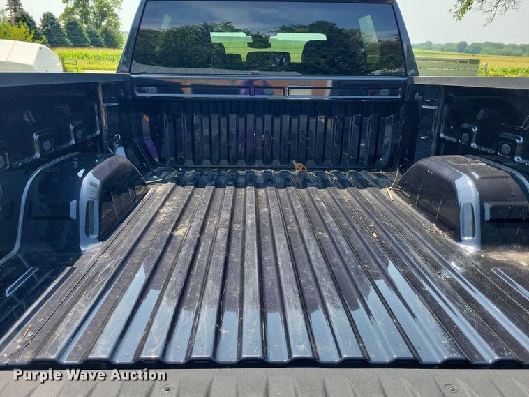 image for item DX7249 2023 Chevrolet 1500 Silverado Custom Crew Cab pickup truck