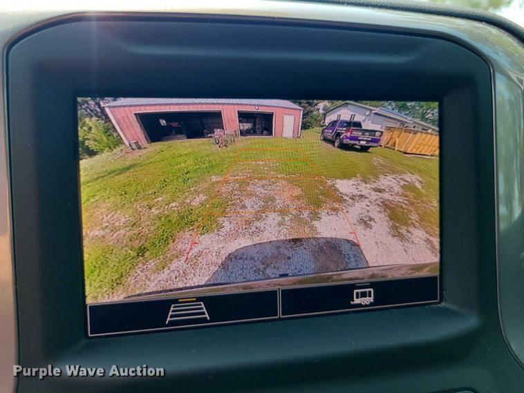 image for item DX7249 2023 Chevrolet 1500 Silverado Custom Crew Cab pickup truck