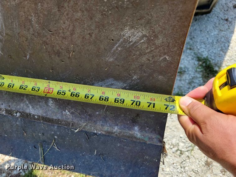 image for item DX7250 1980 John Deere 2040 tractor