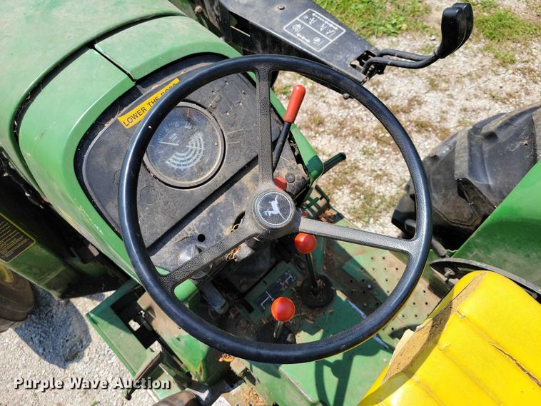 image for item DX7250 1980 John Deere 2040 tractor