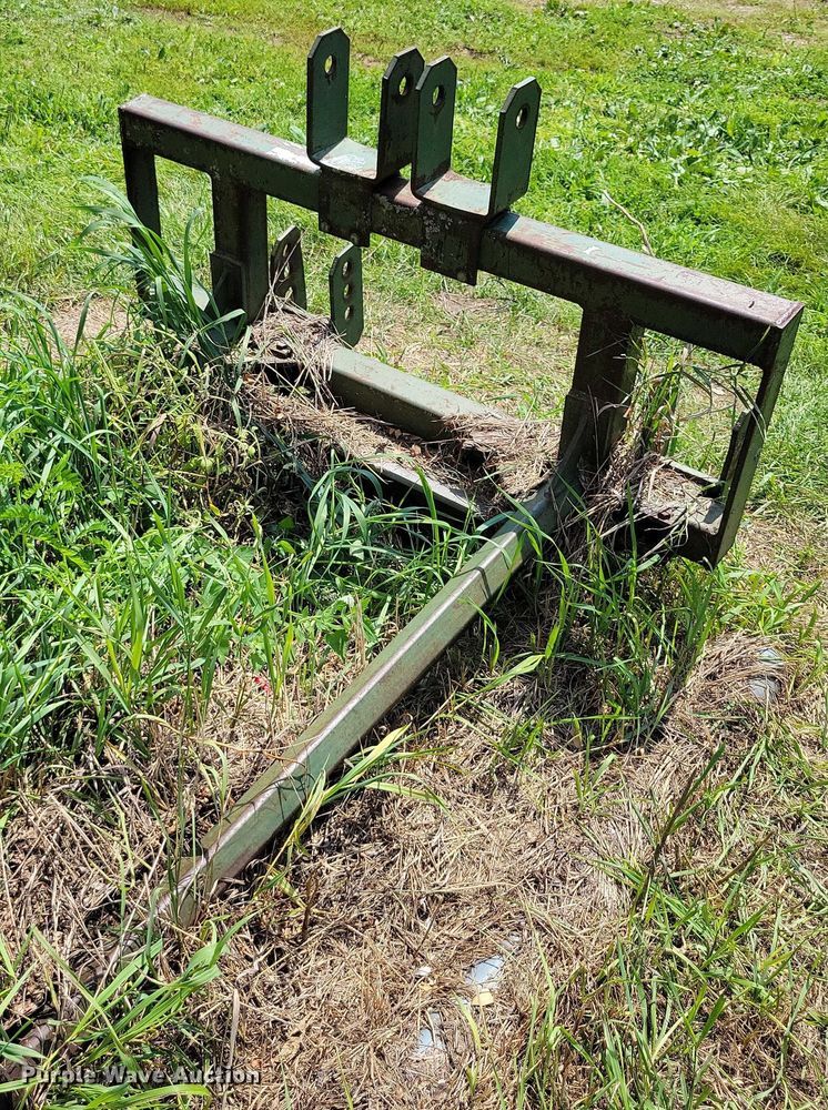 image for item DX7250 1980 John Deere 2040 tractor