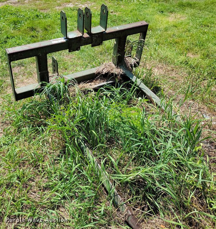 image for item DX7250 1980 John Deere 2040 tractor