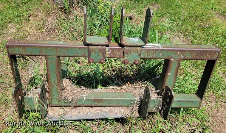 image for item DX7250 1980 John Deere 2040 tractor