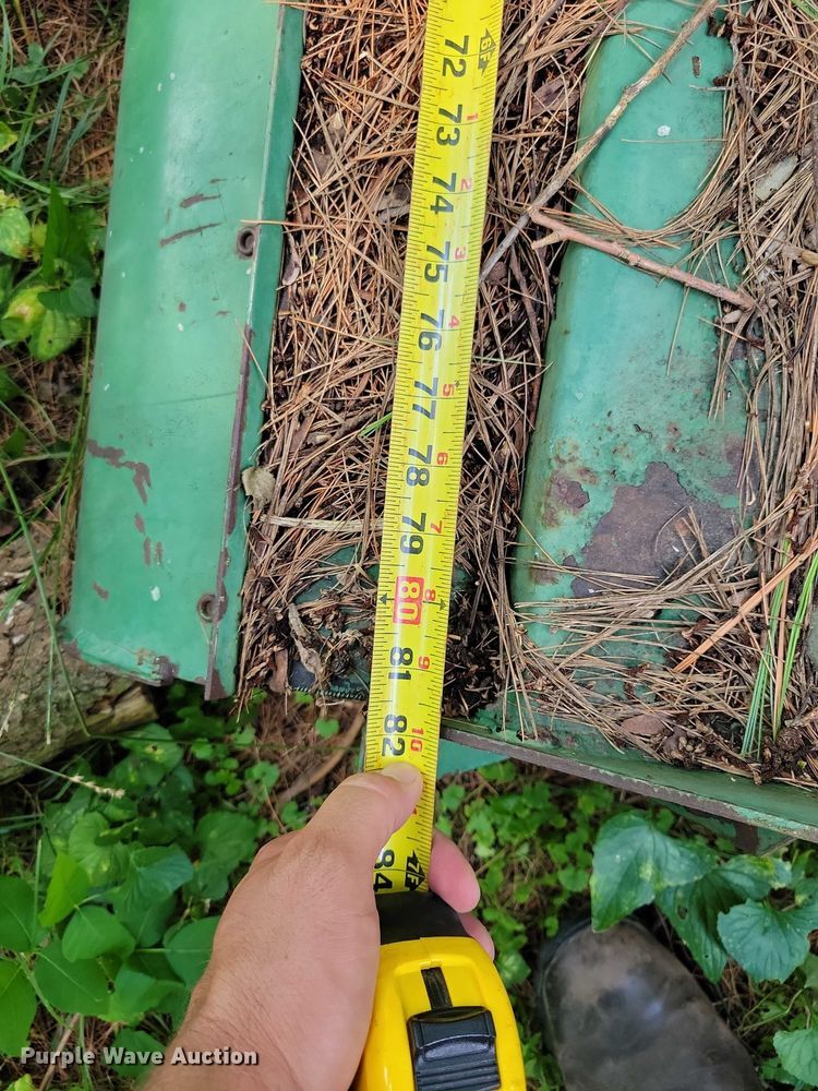 image for item DX7250 1980 John Deere 2040 tractor