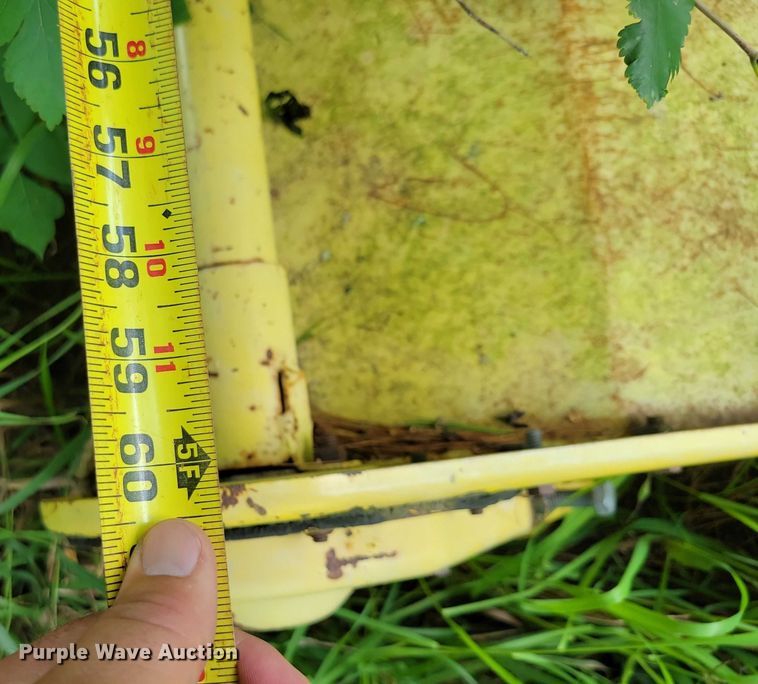 image for item DX7250 1980 John Deere 2040 tractor