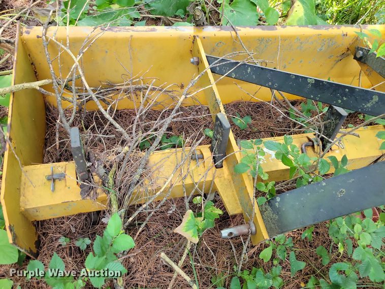 image for item DX7250 1980 John Deere 2040 tractor