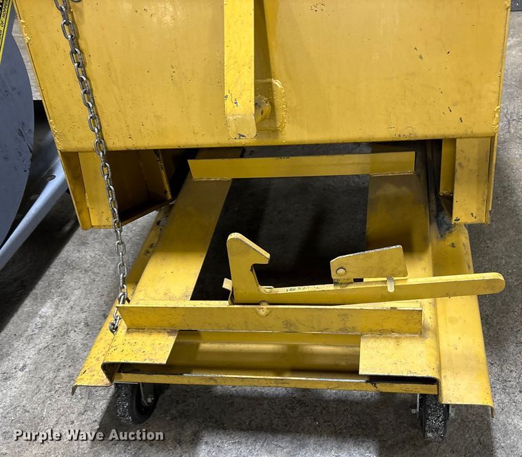 image for item DY0906 (2)  4' wright self dump hoppers