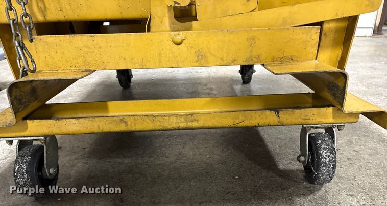 image for item DY0906 (2)  4' wright self dump hoppers