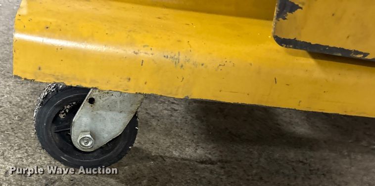 image for item DY0906 (2)  4' wright self dump hoppers