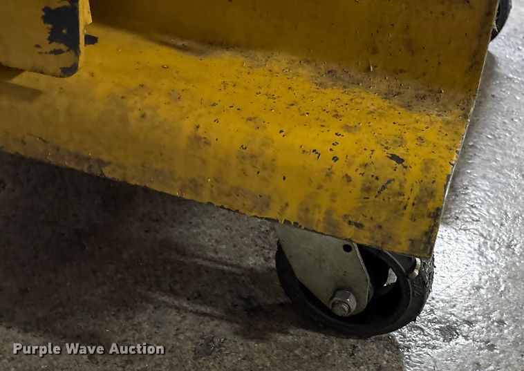 image for item DY0906 (2)  4' wright self dump hoppers