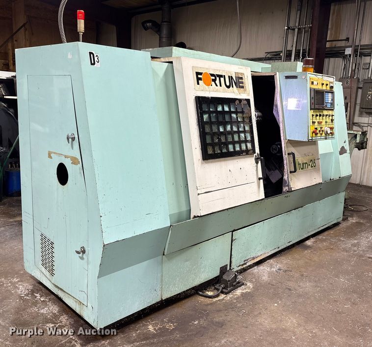 image for item DY0909 Victor Taichung V Turn-26 lathe