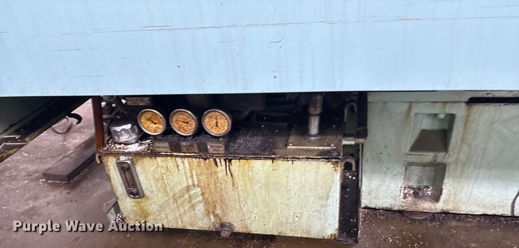 image for item DY0909 Victor Taichung V Turn-26 lathe