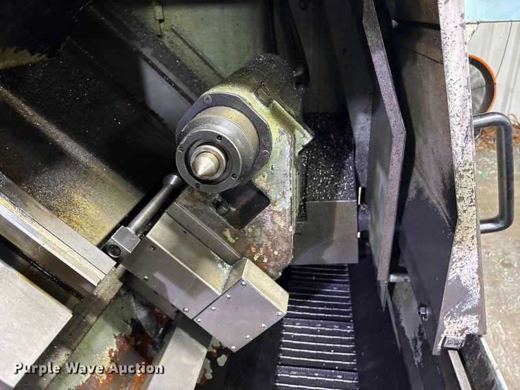 image for item DY0909 Victor Taichung V Turn-26 lathe