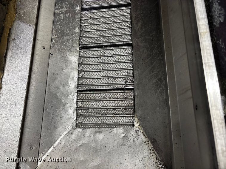 image for item DY0909 Victor Taichung V Turn-26 lathe