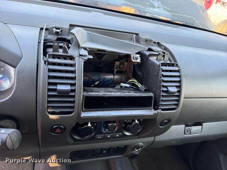 image for item DY0925 2006 Nissan Xterra SUV