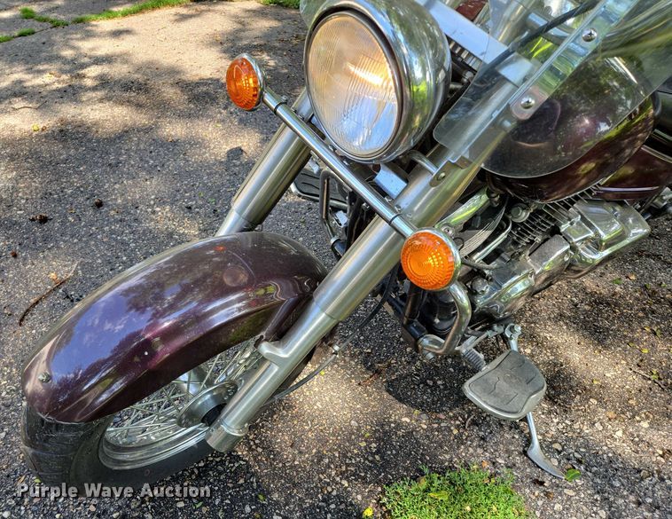 image for item DY1100 1999 Yamaha XVS65ALB motorcycle