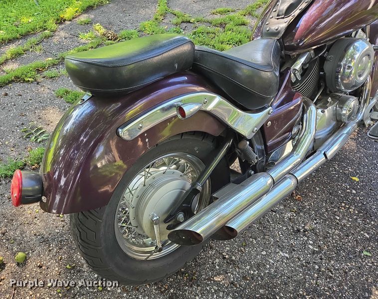 image for item DY1100 1999 Yamaha XVS65ALB motorcycle