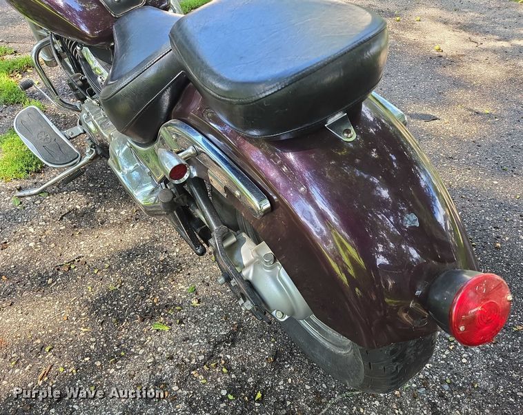 image for item DY1100 1999 Yamaha XVS65ALB motorcycle