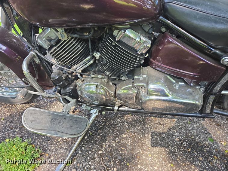 image for item DY1100 1999 Yamaha XVS65ALB motorcycle