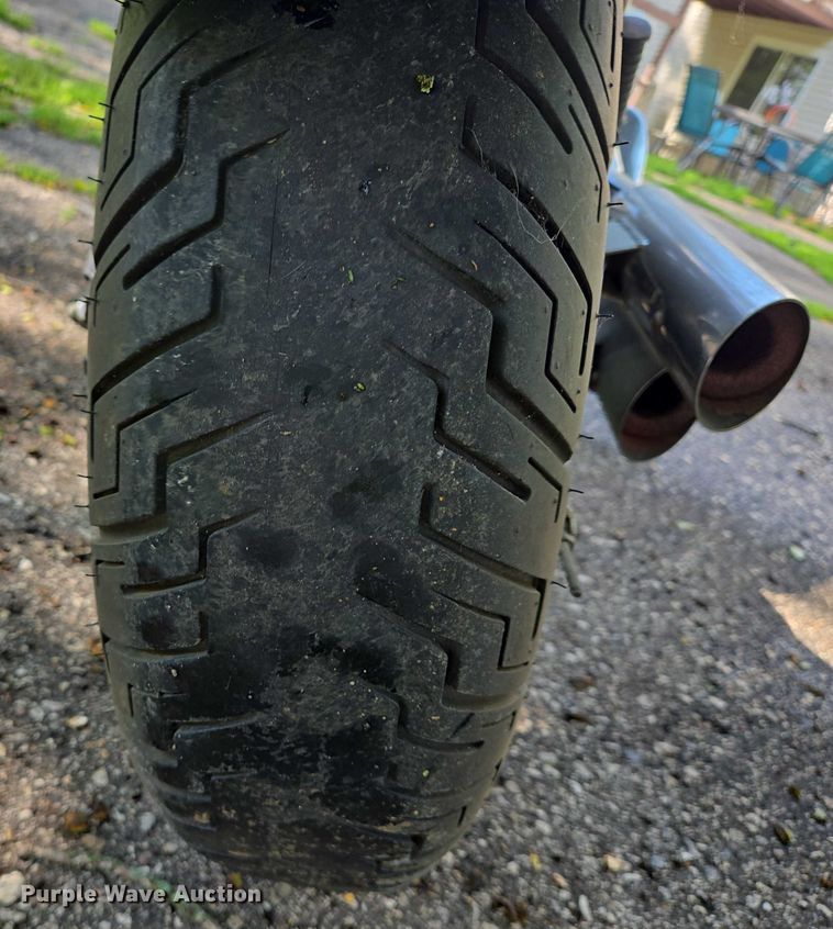 image for item DY1100 1999 Yamaha XVS65ALB motorcycle