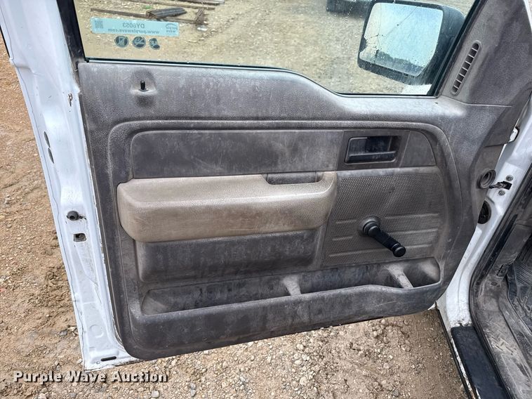 image for item DY8053 2010 Ford F150 pickup truck