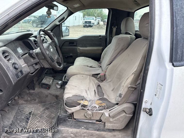 image for item DY8053 2010 Ford F150 pickup truck