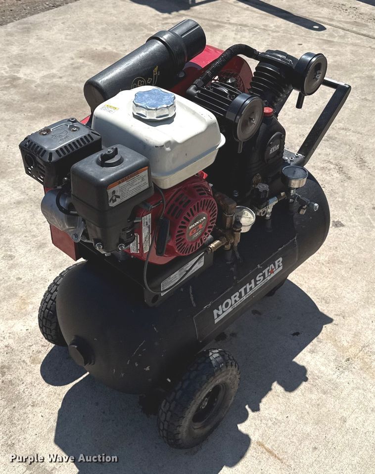image for item DZ8792 North Star air compressor