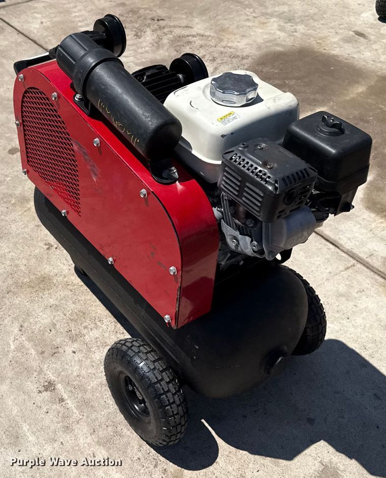 image for item DZ8792 North Star air compressor